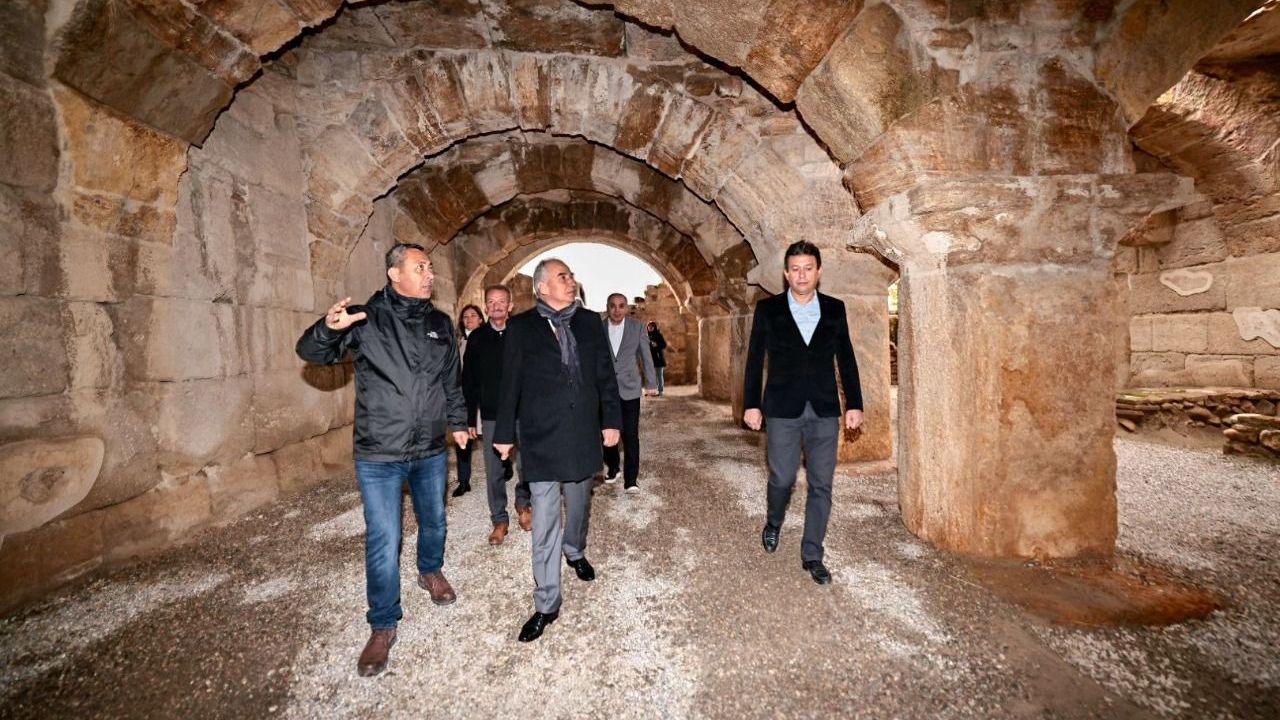 Tarihi Binada İlk Toplantıyı 1600 Yıl Sonra Büyükşehir Meclisi Yapacak