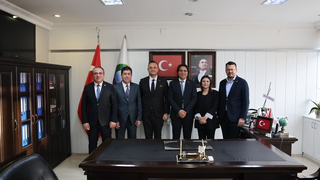 CHP Heyetinden Başkan Dere’ye Ziyaret