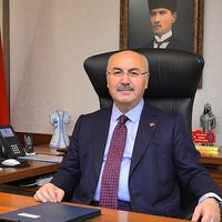 Vali Yavuz Selim Köşger Kimdir?