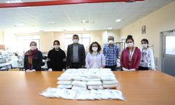 PAÜ BÜNYESİNDE ÜRETİLEN MEDİKAL MASKELER PAÜ PERSONELİNE DAĞITILDI.