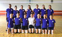 PAMUKKALE BELEDİYESİ VOLEYBOL TAKIMI YENİ SEZONA HAZIRLANIYOR