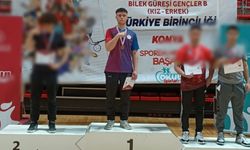 ÇİVRİLLİ MİLLİ SPORCU OKUL ÖNÜNDE  SALDIRIYA UĞRADI