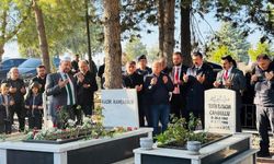 KADİR KAMEROĞLU MEZARI BAŞINDA DUALARLA ANILDI