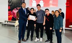 Bilgi Yarışması Birincisi Çivril Ortaokulu