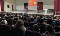 Çivril’de TÜBİTAK Bilim Söyleşisi Düzenlendi