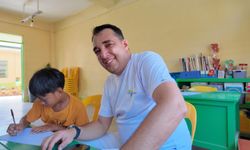 Çivrilli İş İnsanı Filiplinli Öğrencilere Umut Oldu