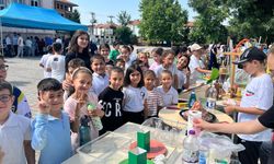 30 Ağustos Ortaokulunda Bilim ve Sanat Sergisi Açıldı