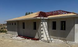 Çivril’de Hayırsever Devlet İş Birliği İle Yapılan Sağlık Ocağı Tamamlanmak Üzere
