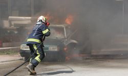 Çivril'de Araç Alev Alev Yandı