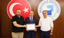 PAÜ Rektörü Güngör Hayırsever İş İnsanına Teşekkür Etti