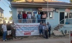 Muhtardan Başkanlara Pankartlı Teşekkür