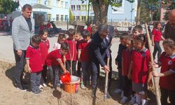 Çivril’de Her Çocuk Bir Fidan Etkinliği Yapıldı
