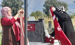 Ak Partili Kadınlardan Şehitlere Vefa