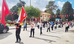 Çivril’de Cumhuriyet Coşkusu Mahalle ve Okullara Taştı