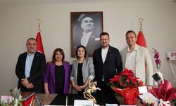 CHP Milletvekilleri Yeni Yönetimi Tebrik Etti
