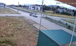 Motosikletin Çarptığı Araç Olay Yerinden Kaçtı