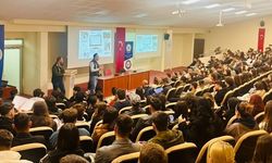 Çivril’de Üniversite Öğrencilerine Narko Seminer Verildi