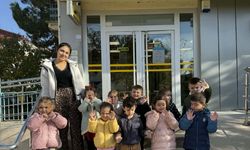 Anaokulu Öğrencileri Sevdiklerine Mektup ve Kart Yolladı