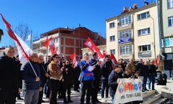 Çivril’de Öğretmenlerden Şiddet Protestosu