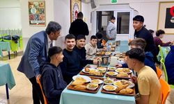 Milli Eğitim Müdürü Öğrencileri İftarda Yalnız Bırakmadı