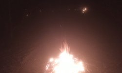 Çivrilli Üreticiler Zirai Dona Duman ve Ateşle Direniyor