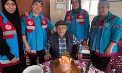 VEFA Ekiplerinden 91 Yaşındaki Vatandaşa Doğum Günü Sürprizi