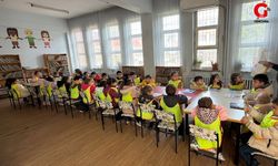 Anaokulu Öğrencileri Kütüphane Sevgisini Öğrendi