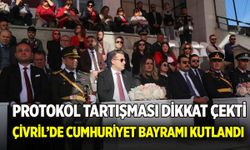 Çivril’de Cumhuriyet Bayramı Kutlandı, Protokol Tartışması Dikkat Çekti