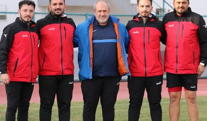 YEŞİL ÇİVRİL LİDER İZMİRSPOR'U GÖZÜNE KESTİRDİ