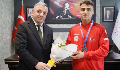 Dünya İkincisi Çivrilli Güreşçi Yeni Hedeflerini Anlattı