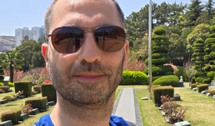 Denizli’li Gezgin Kore’de Denizlili Şehitlerin Mezarlarını Ziyaret Etti