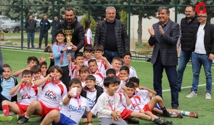 Futbol Turnuvasının Şampiyonu Kadir Kameroğlu İlkokulu Oldu