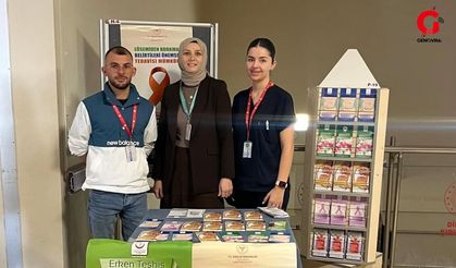 Hastane Personeli Kanser Bilgilendirmesi Yaptı