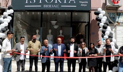 Çivril’de Yeni Mağaza Istoria Bridal Hizmete Açıldı