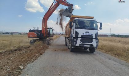Çivril’de Yeni Yolun Yanı Sıra Bisiklet Yolu ve Kaldırım da Yapılacak