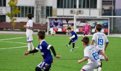 Denizli Büyükşehir’in Cumhuriyet turnuvasında kupalar sahiplerini buldu