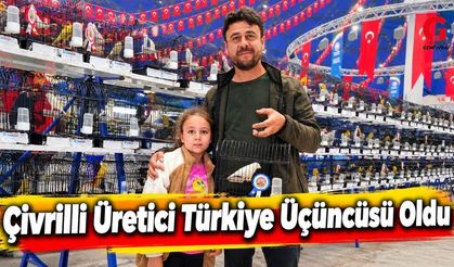 Çivrilli Kanarya Üreticisi Isparta’daki Yarışmadan Madalyayla Döndü