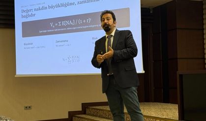 PAÜ’lü Akademisyen, Gaziantep’te Şirket Değerleme ve Risk Yönetimini Anlattı