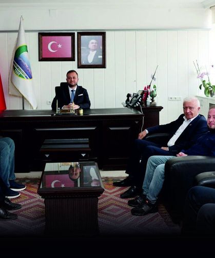 Başkan Dere Muhtarlarla Buluştu: “Çivril’i Ortak Akılla Daha Güzel Hale Getireceğiz”