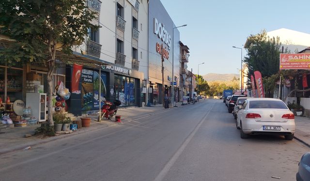 ESNAFIN YARISINA FAZLA FAZLA VERDİLER DİĞER YARISINI GÖRMEZDEN GELDİLER