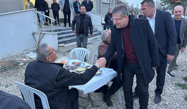 Çivril AKP İlçe yönetimi İftarda Buluştu