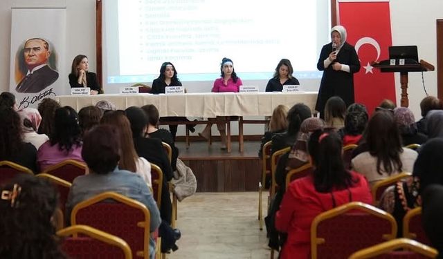 Belediye Kadınlara Özel Program Düzenledi