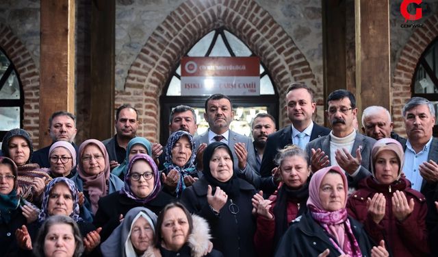 Çivril'de Tarihi Cami Başkanlar Tarafından Açıldı