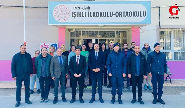 Kaymakam Öğrencilerin Derslerine Eşlik Etti