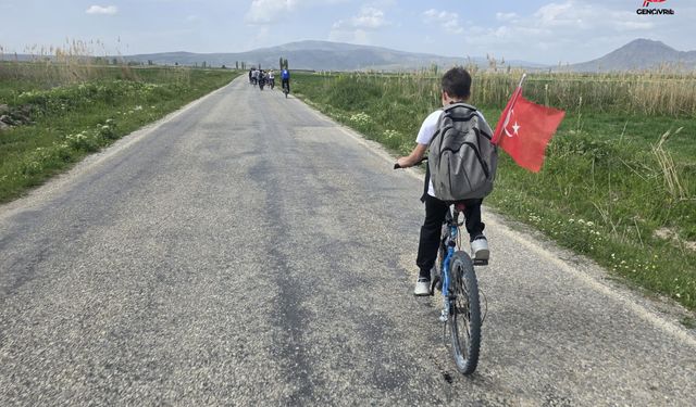 AKİDAK 23 Nisanı Bisiklet Turu İle Kutladı