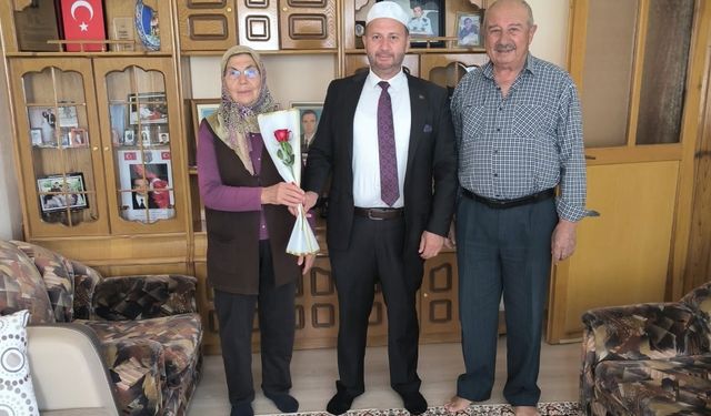 Anneler Gününde Şehit Annelerine Vefa