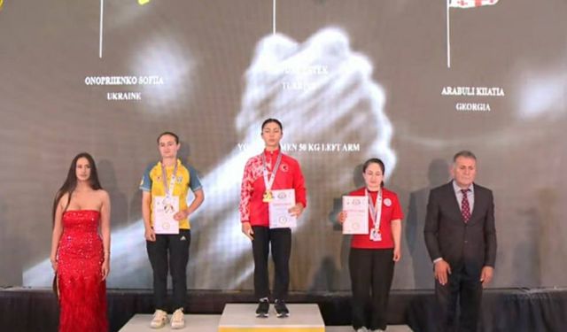 Çivrilli Sporcular Avrupa’yı Salladı