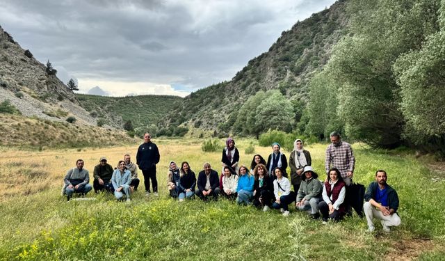 Öğretmen Akademisi Üyeleri Çivril’i Gezdi