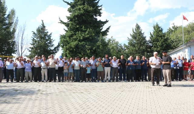 Cabar Mahallesinde Yağmur Duası Yapıldı