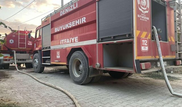 Samanlık Yangını Evlere Sıçramadan Söndürüldü